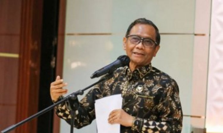 Medan Mahfud MD: Ketum PSSI Iwan Bule Bisa Kena Tanggung Jawab Hukum Tragedi Kanjuruhan