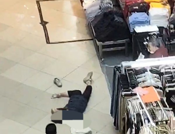 Wanita Jatuh dari Lantai 4 Plaza Medan Fair, Diduga Bunuh Diri